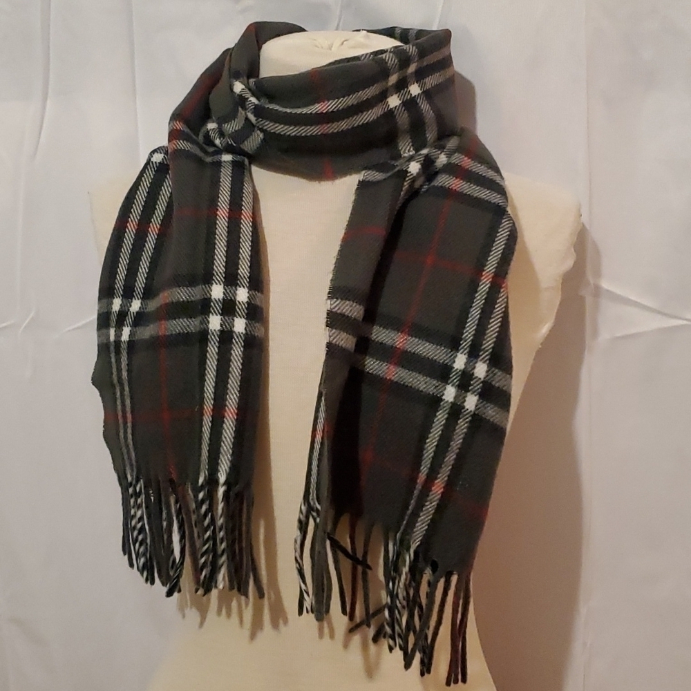 PLAID Scarf Grey, white, red, & Black - Picture 2 of 7